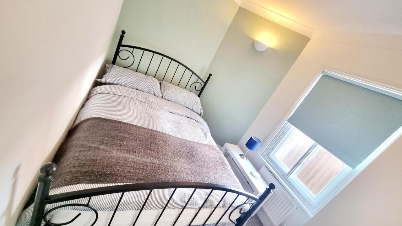 Beachcomber Holiday Apartments スワネージ エクステリア 写真